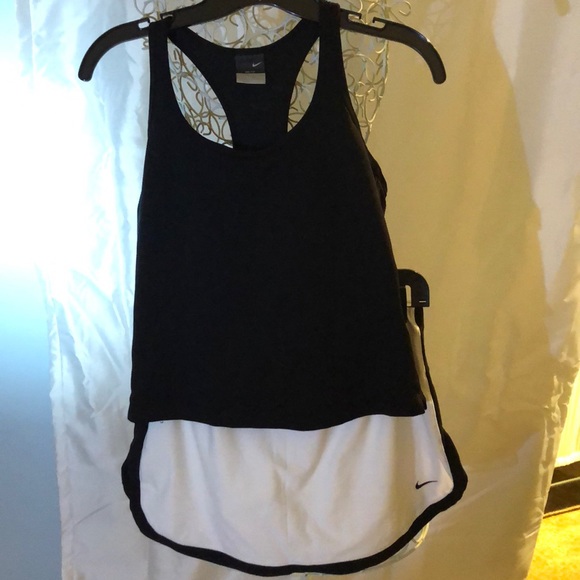 Nike Other - Nike tennis shirt and skort SET